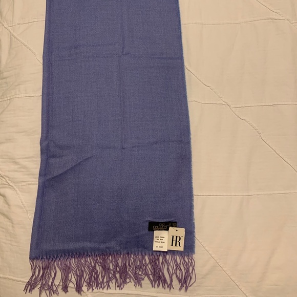 Holt Renfrew Scarf (NWT) - Picture 1 of 2